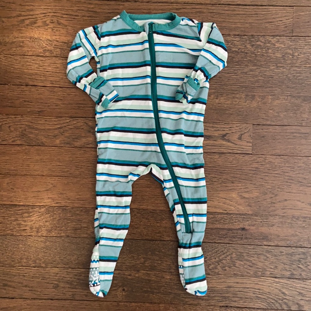 KicKee Pants outfit